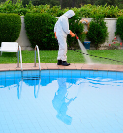 pool-opening-closing